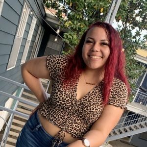 Meet your Posher, Toni